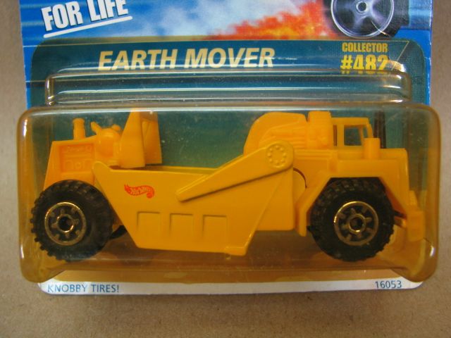 482 Hot Wheels Diecast car 16053 earth mover 1995 new  